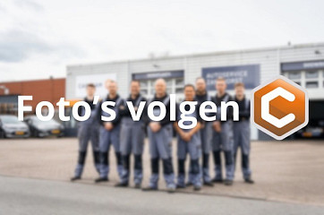 Volvo XC90 2.0 T5 AWD R-Design // Panodak // Caplay // sportstoelen met geheugen