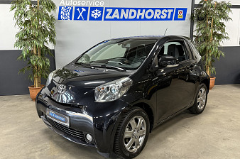 Toyota iQ 1.0 VVTi Aspiration // Navi // Ecc