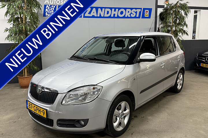 SKODA Fabia 1.6-16V Ambiente 1e eigenaar! lichte voorschade!