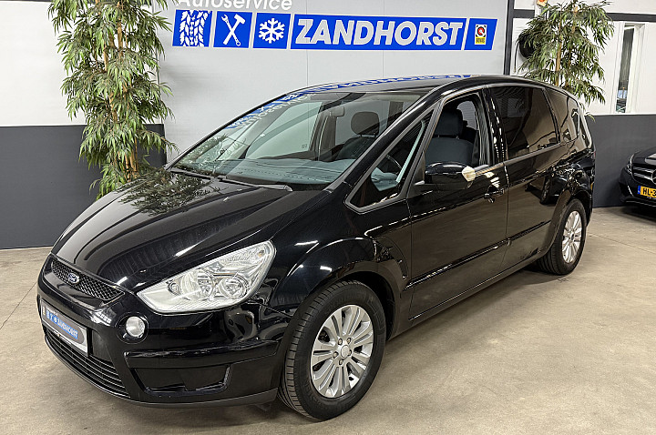 Ford S-Max 2.0-16V // 7 persoons!