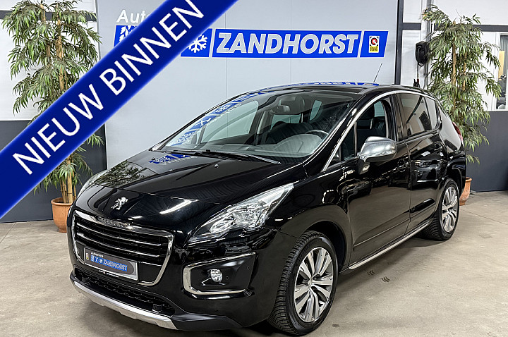 Peugeot 3008 1.2 PureTech Style // Camera // PDC // Trekhaak