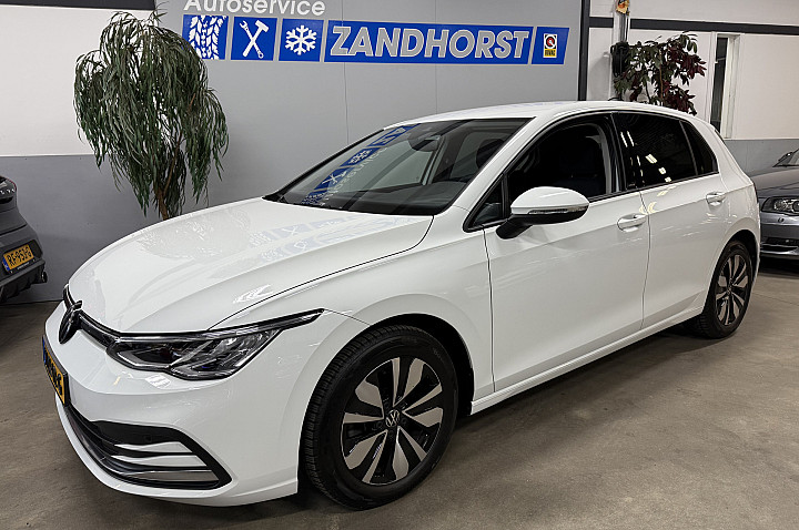 Volkswagen Golf 1.5 TSI 150 pk Move // Led // CarPlay // Sfeer verlichting