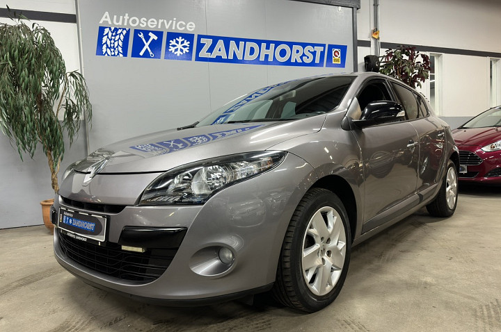 Renault Mégane 1.6 Parisienne // 1e eig // Navi // Ecc // Trekhaak