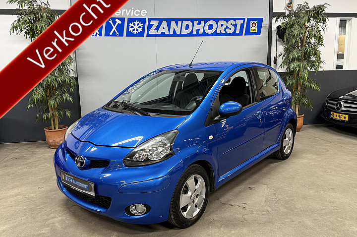 Toyota Aygo 1.0-12V Dynamic Blue // Airco // lm Velgen // El. Pakket Verkocht!!!