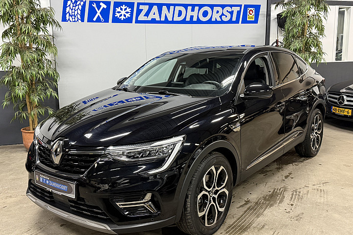 Renault Arkana 1.6 E-Tech Hybrid 145 Intens // Camera // Apple Carplay // 18 inch