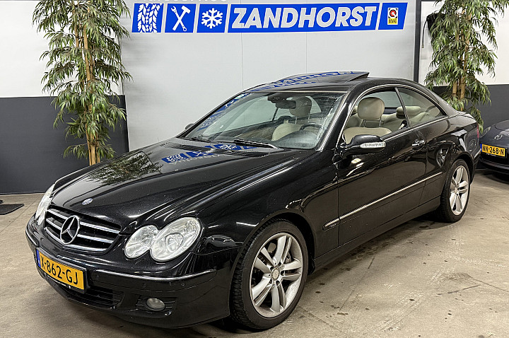 Mercedes-Benz CLK Coupé 350 Avantgarde // Schuifdak // Leer // Ecc