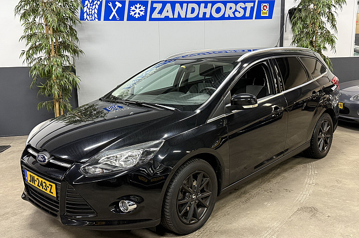 Ford Focus Wagon 1.6 TI-VCT Titanium // Stoel en voorruit verwarming