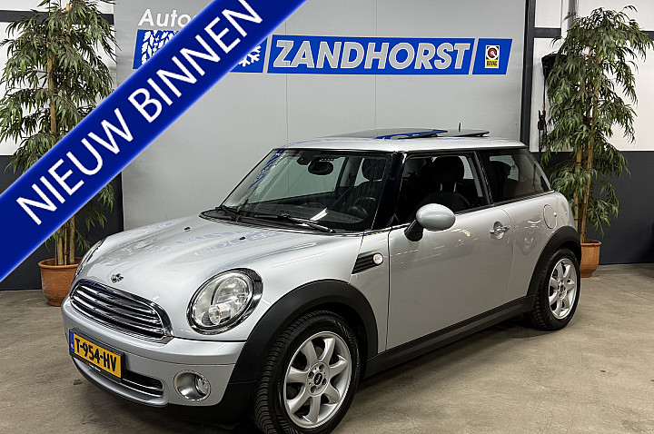 MINI Cooper Mini 1.6 // Panodak // Airco // Cruise // voorruitverw. // stoelverw.