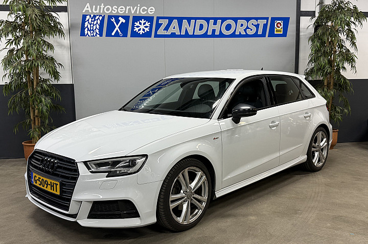 Audi A3 Sportback 30 TFSI Advance Sport // S-line // Virtual dash // pdc