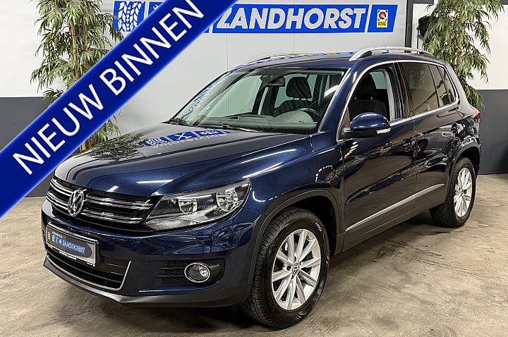 Volkswagen Tiguan 1.4 TSI Sport&Style Highline // Stoelverw // Ecc // LM velgen