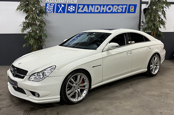 Mercedes-Benz CLS // Leer // Schuifdak // Xenon AMG 55