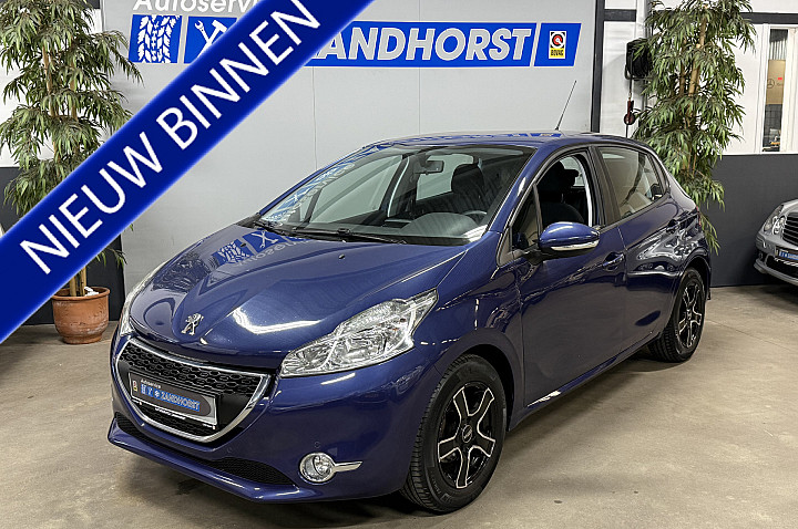Peugeot 208 1.2 VTi Blue Lease Executive