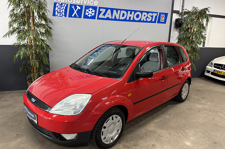 Ford Fiesta 1.3 Ambiente // Incl. nieuwe APK