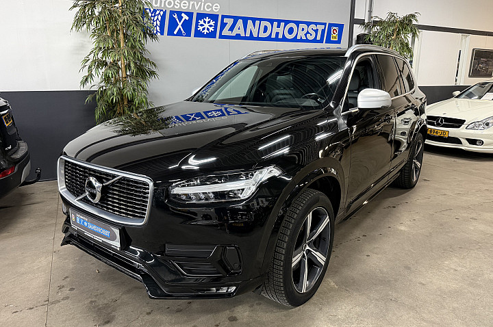 Volvo XC90 2.0 T5 AWD R-Design // Panodak // Caplay // sportstoelen met geheugen
