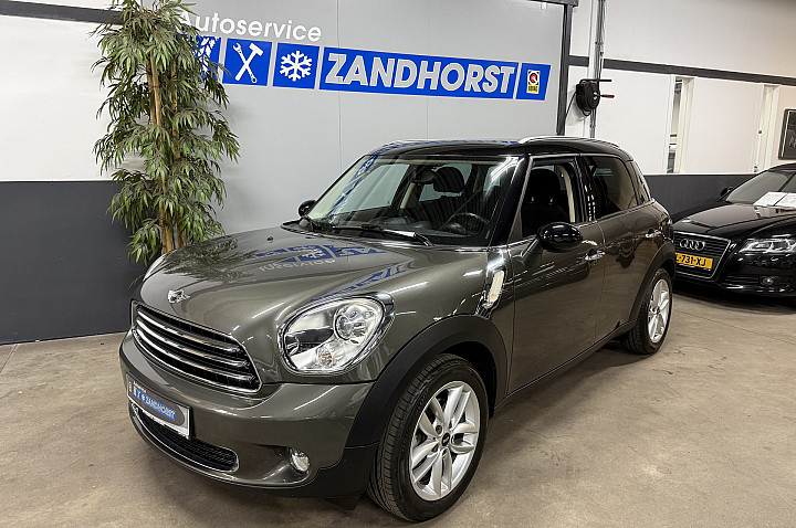 MINI Countryman 1.6 Cooper Pepper // Autom // Xenon